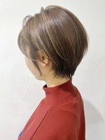 アイティーバイアルバム 松戸店(IT by ALBUM) ハイライトショート_アースカラーくびれヘアツートン_ba363851