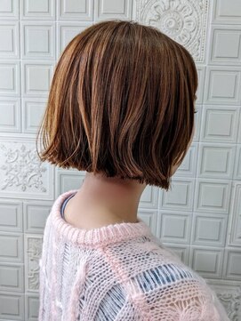 トリエラ 池袋(TRIELA) ゆるふわ外はねボブ×透け感ベージュカラー