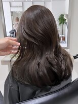 ヨロ 小岩(YOLO) ブリーチなしWカラーグレージュ透明感ケアカラーレイヤーカット