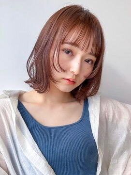 ラフ フロム ガーデン(Laf from GARDEN) 顔まわりレイヤーボブ/ウルフ/ピンクベージュ/前髪カタログ