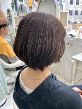 アルターシェリー(aL-ter che'rie) ショートボブ/レイヤーカット/オリーブベージュ/夏 新籾