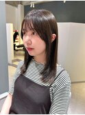 ミディアムストレート/シースルーバング/顔まわりレイヤー