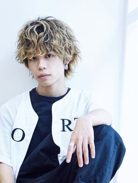 レクタ(RECTA) マッシュウルフ ニュアンスシャドウ 波巻きパーマ