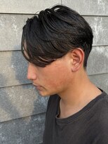 ヒュイル バイ ニアウ(Hwyl by Niau)&nbsp;メンズマッシュセンターパートスパイラルパーマニュアンスパーマ