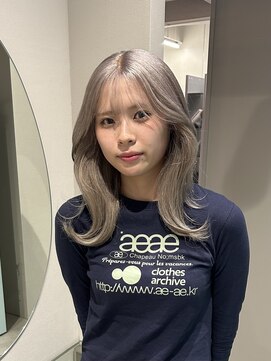 ジーナリア(Xena ria) 《Kaede》透明感たっぷりシルバー