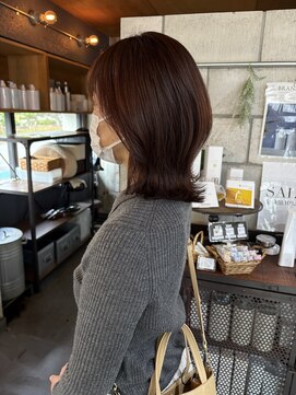 大人レイヤー×赤みブラウン