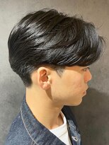 ニコ トウキョウ ヨコハマ(nico)&nbsp;メンズセンターパートニュアンスパーマ毛流れメンズパーマ刈上げ