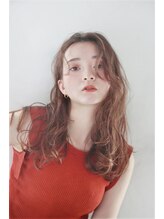 自然に馴染む理想のパーマ…。