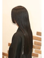 モナミ美容室 切りっぱなしサイドバング