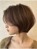 大人ショートボブショートカットココアアッシュくびれミディ