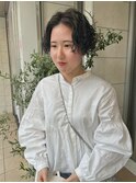 センター分けパーマショートアッシュブルーブラック