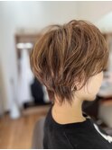ショートボブ