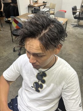 エルオム(EL.HOMME) 【TAKASHI】ツイストスパイラルパーマ