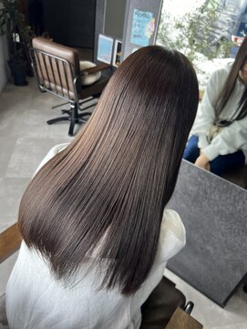 ティック 福井鯖江店(tic.) 艶髪ストレートロング【髪質改善】