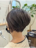 攻めた髪型に