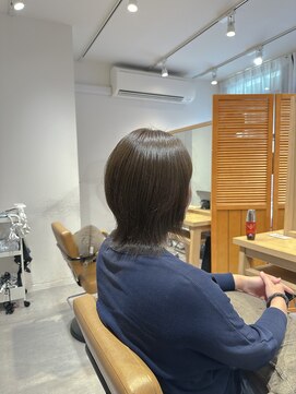 くびれウルフアッシュグレージュ20代30代