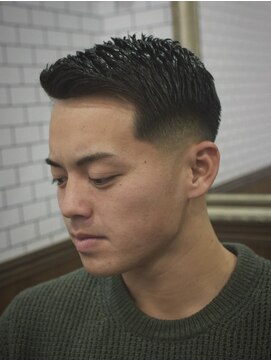 ミスターバーバー(Mr.BARBER) ミドルフェード