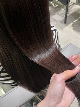 ヨキ(yoki.) ココアブラウン× URUGAMI ☆髪質改善