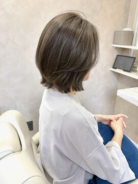 キラーナセンダイ(KiRANA SENDAI) オリーブグレージュ×ボブレイヤー