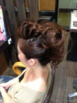 ユートピア(U topia)&nbsp;三つ編みポンパリーゼント☆