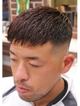 アクセプトザワールドバーバー(Accept the world barber) クロップ×スキンフェード