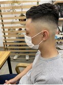 【cuzKLUB】バーバースタイル 濡れパン×フェードカット［池袋］