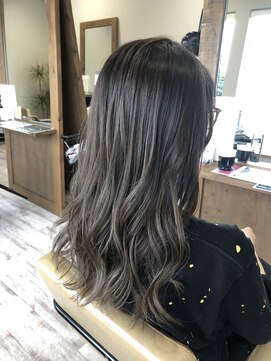 シキ(C key) グレージュ