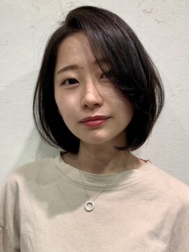 ニーフ 恵比寿(neaf) イメチェン　ホワイトブロンド　外ハネボブ 美髪　ワイドバング