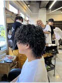 波巻ツイストスパイラルパーマ　メンズウルフ　シャドウパーマ
