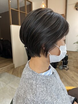 エルア 辻堂(LR.) 大人ハイライト/シークレットハイライト/抜け感ベージュショート