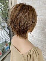 ヘアリゾート粋 新宿三丁目本店 《前地 麻衣》ゆるふわショート/似合わせカット