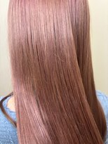 ネイトル(naitre) ピンクベージュカラー