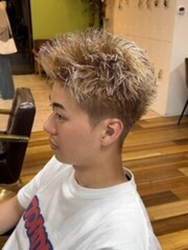 イエローコーン 金沢文庫店(YELLOW CORN) ハイトーンスパイキーショート/スパイキーパーマ/ベリーショート