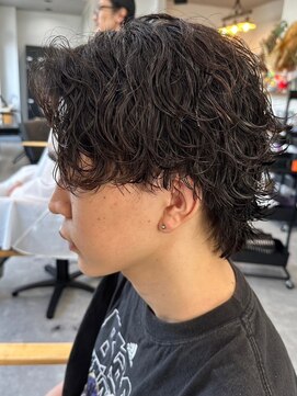 フゥ 宇都宮(FeU) 栃木メンズパーマメンズカットセンターパートメンズマッシュ緩め