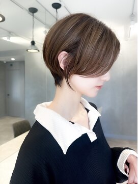 ロンド エメ 柏(Lond aimer) 柏ショートボブくびれヘアハイライトカラー韓国顔周りレイヤー柏