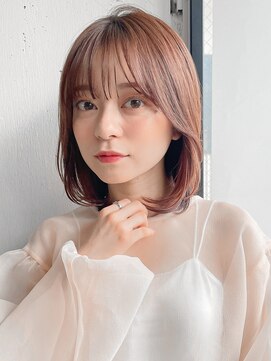 アグノス 青山(Agnos) ミディアムヘア 暗めカラー デザインカラー くびれヘア