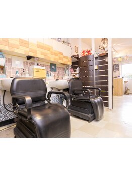 【うねり知らずの素髪へ】「もう髪に悩まない」酸熱トリートメントで叶う、潤い・ツヤ・まとまりの理想髪◎