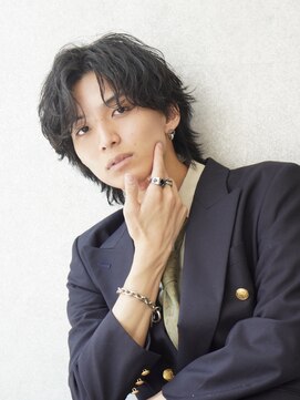 ビカム 名駅(become) 【縦落ちメンズミディアムウルフ】