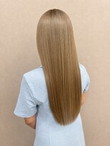 ミザルー(Misirlou)&nbsp;艶髪ミルクティーベージュ×美髪ロング