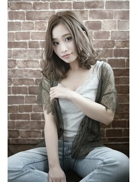 リーシュ(Re:sh) 大人可愛いカーリーヘア