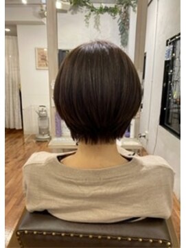 アンプレヴーアジュテ(Impre'vu ajoute) すっきり！ショートボブ