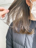 メイクス 表参道(MAKE'S omotesando)&nbsp;オリーブカラー オリーブベージュ ブリーチなし 透明感カラー