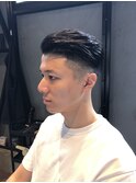 ポンパドール　フェードカット