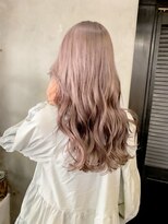 シェーン(schon) 【schon】ベージュ×ミルクティー×前髪×イヤリングカラー