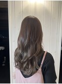 グレージュ/ベージュ
