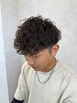 ブルーオーシャン 大牟田店(BlueOcean) 黒髪刈り上げスパイラルパーマ