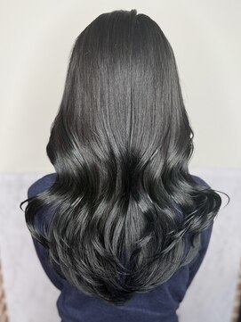 エニー 栄(Any) 韓国ハイレイヤー×ブルーブラック