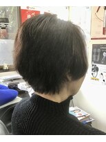 中原 美容室 &nbsp;後ろややボリュームショート