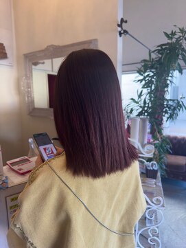 マカロンコワフュールドウシワカマル(macaron coiffure de ushiwakamaru) wine red