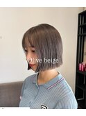 オリーブベージュ